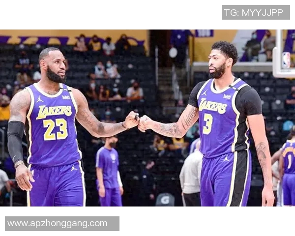 骑士与活塞激战G4争夺季后赛晋级关键战役精彩回顾与分析